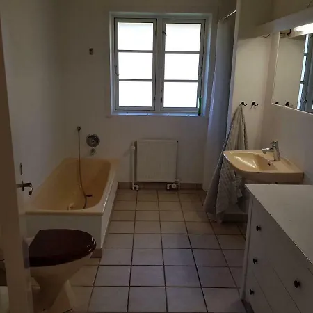 Hyggeligt Hus I Skoven Ferienhaus